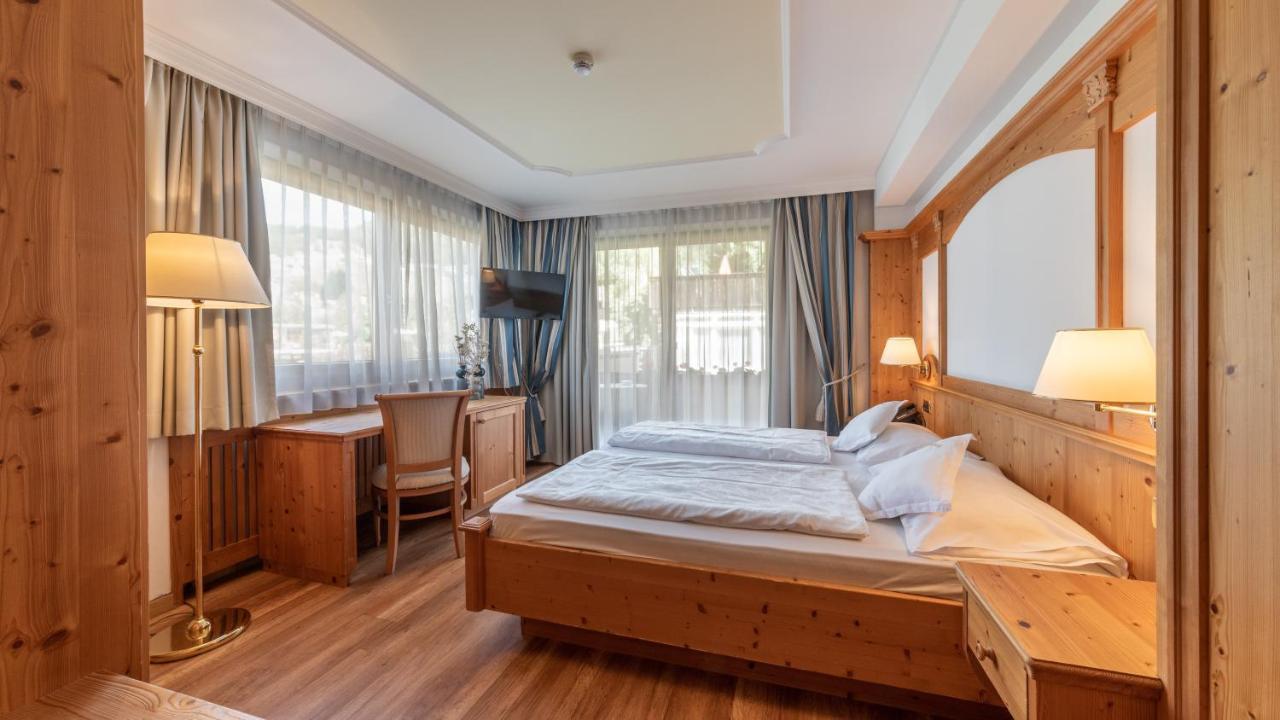 סלבה די ואל גרדנה Hotel Armin מראה חיצוני תמונה