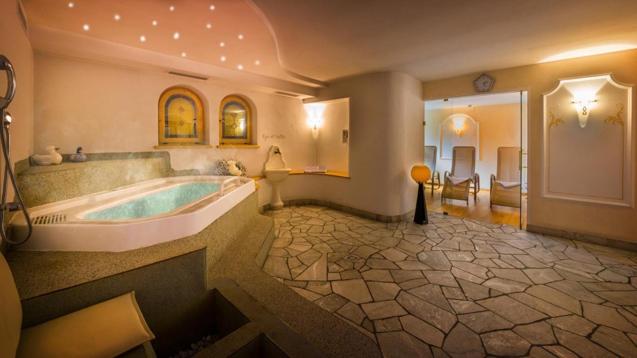 סלבה די ואל גרדנה Hotel Armin מראה חיצוני תמונה