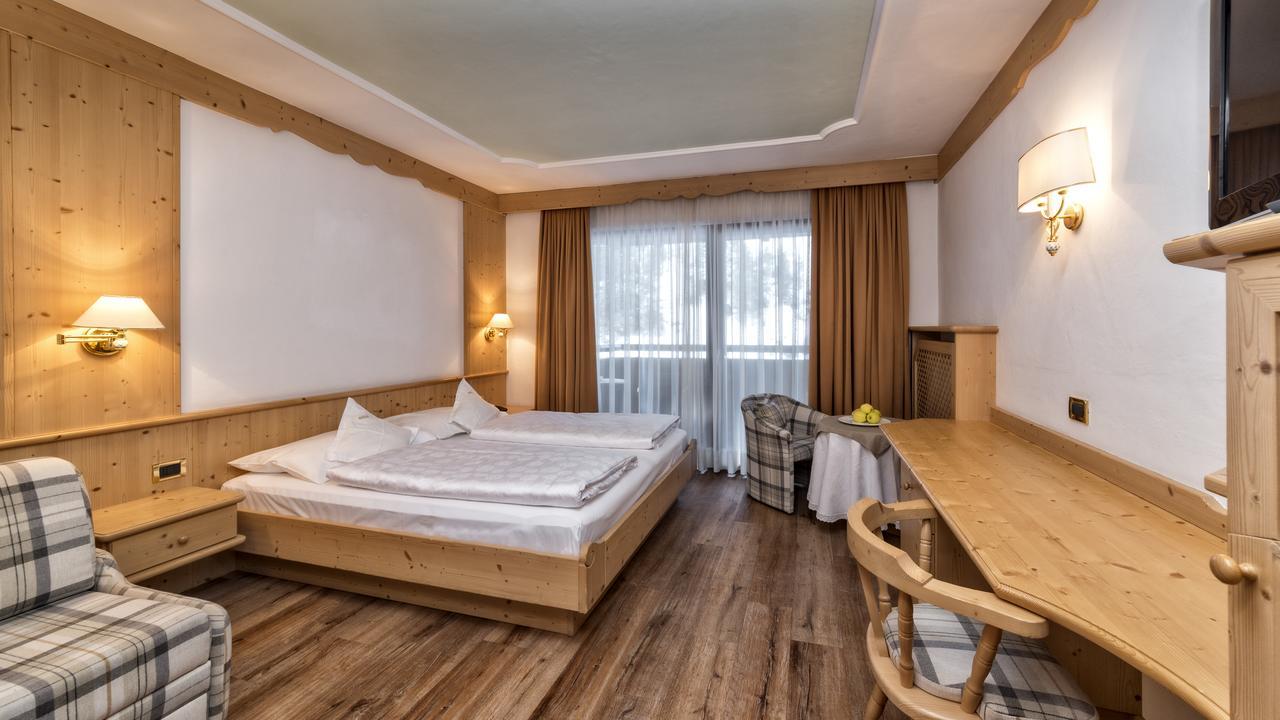 סלבה די ואל גרדנה Hotel Armin מראה חיצוני תמונה